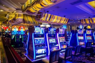 Quickspin payout table and stake selection interface